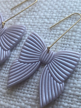 Load image into Gallery viewer, Lilac Shimmer Bows