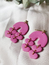 Load image into Gallery viewer, Double Heart Arches